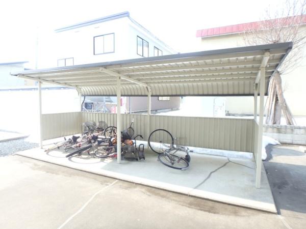 グランモア石江