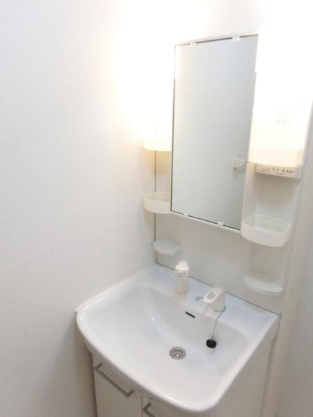 グランモア石江