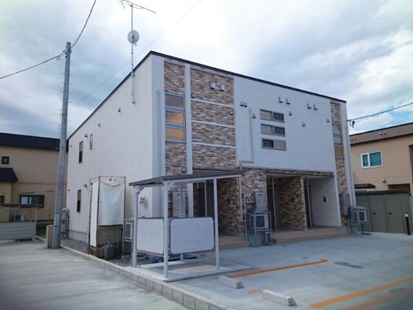 アイナ