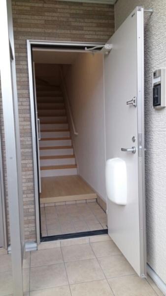 青森市佃１丁目のアパート