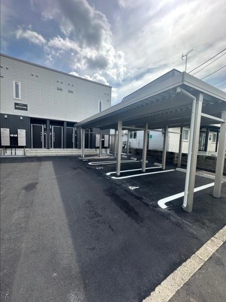 青森市青柳２丁目のアパート