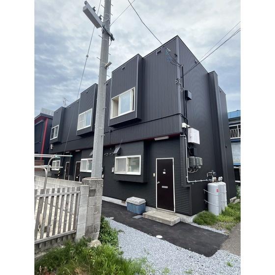 青森市沖館４丁目のアパート