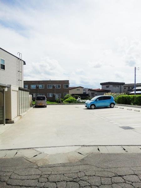 青森市大字大野のアパート