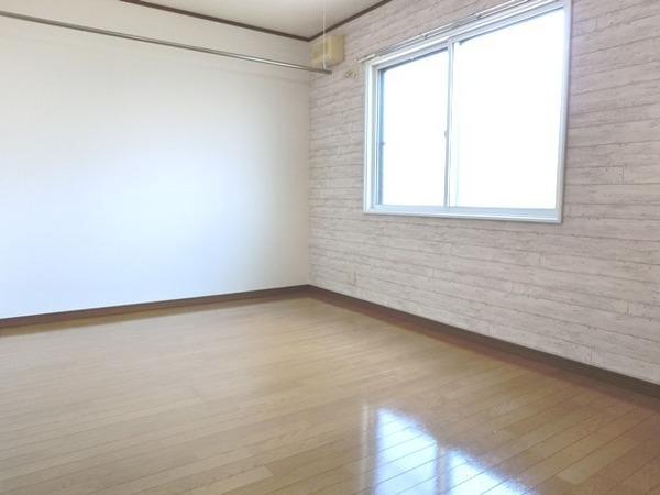 House2000