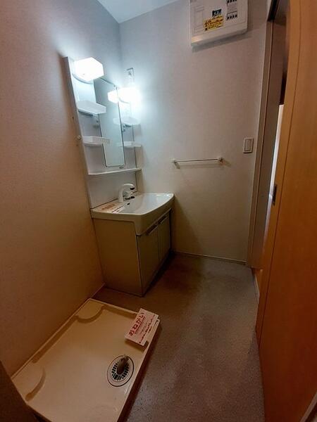 青森市花園1丁目のアパート(洗面台・洗面所)