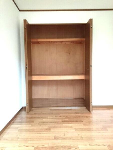 ヴィラ・よつば館