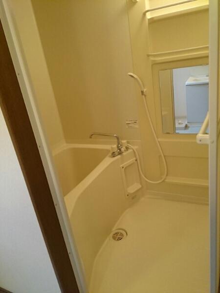 ヴィラ・よつば館