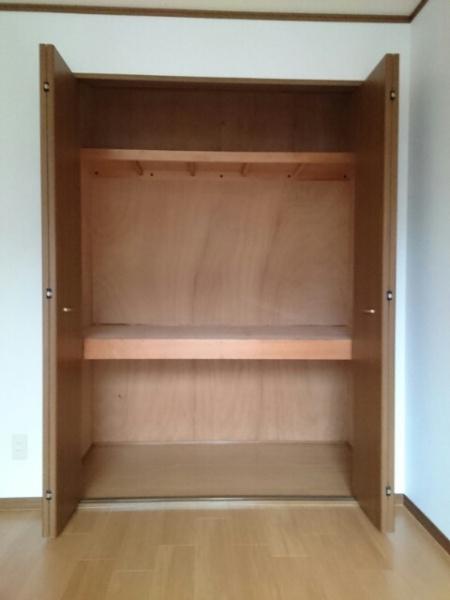 ヴィラ・よつば館