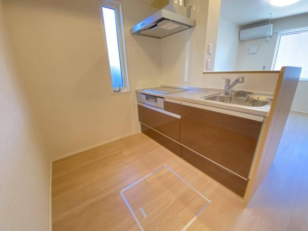 Ｄ－ｒｏｏｍ中央