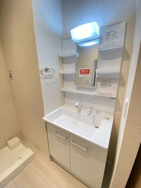 Ｄ－ｒｏｏｍ中央