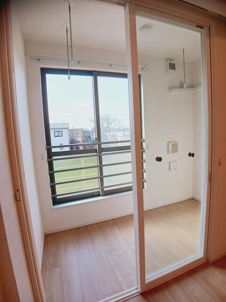 青森市富田２丁目のアパート