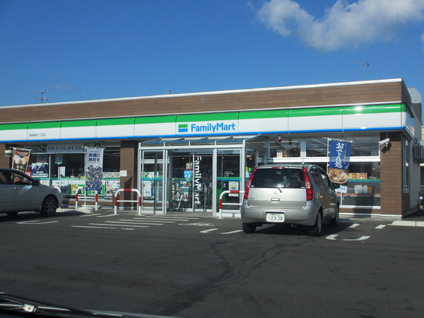 コーポひまわり(ファミリーマート青森篠田三丁目店)
