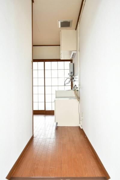 グリス八重田
