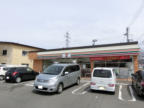 サンモール浜館(セブンイレブン　青森浜館１丁目店)
