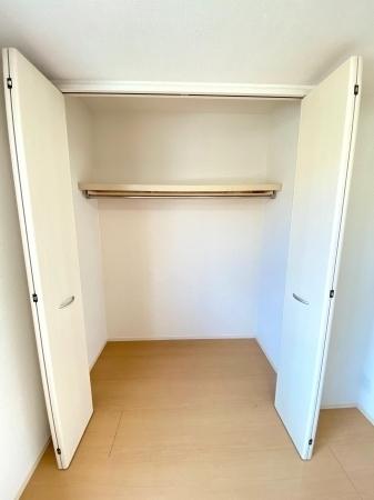 グランモア桜川　B