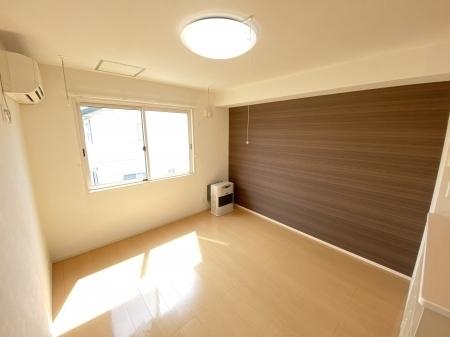 グランモア桜川　B