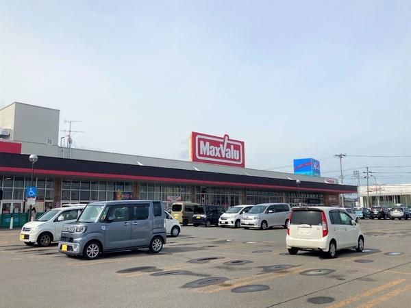 リバータウンB(マックスバリュ浜田店)
