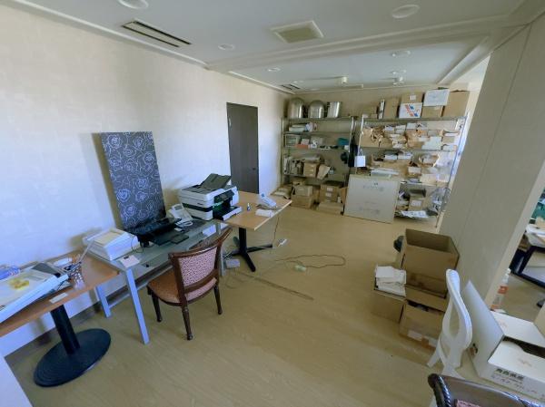 弘前市大字早稲田4丁目店舗