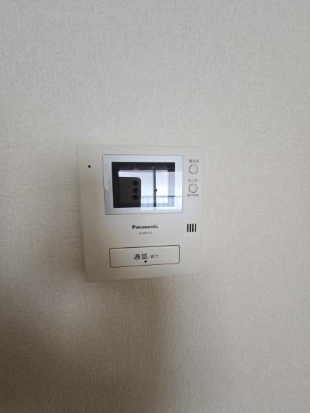 ロイ桔梗野