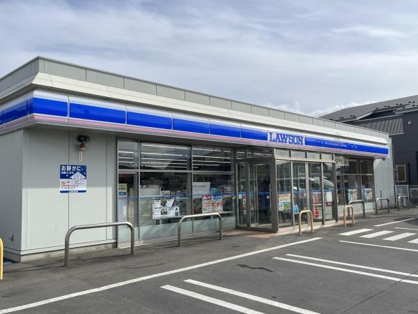 ラッフィナート　２(ローソン八戸諏訪二丁目店)