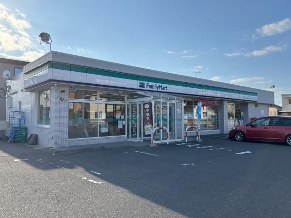 ゼファー(ファミリーマート八戸ニュータウン西店)