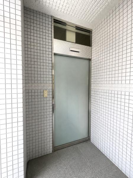 長谷川眼科歯科ビル