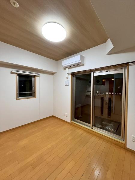 プレサンス鶴舞駅前ブリリアント(リビング)