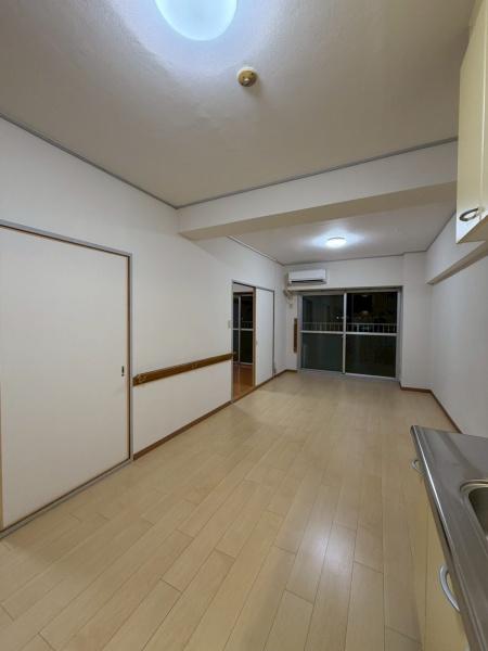 リリーハイツ港(リビング)