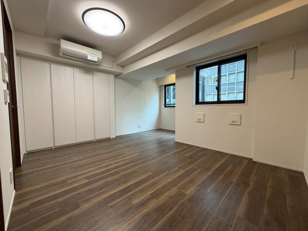 オープンレジデンシア名古屋栄(リビング)