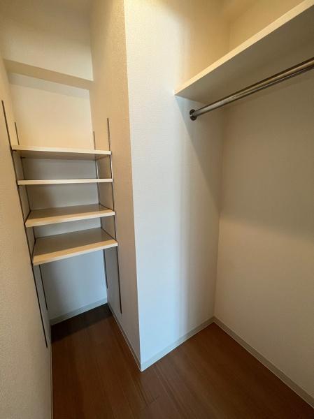 プレサンス栄ラグジュ