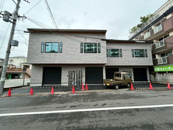 ロイズセカンド戎島