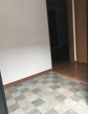 メゾン岡田