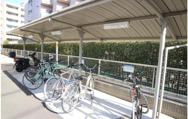 川崎市高津区溝口５丁目のマンション