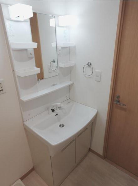 世田谷区玉川３丁目のマンション