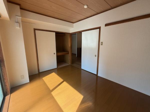 川崎市中原区新丸子町のマンション
