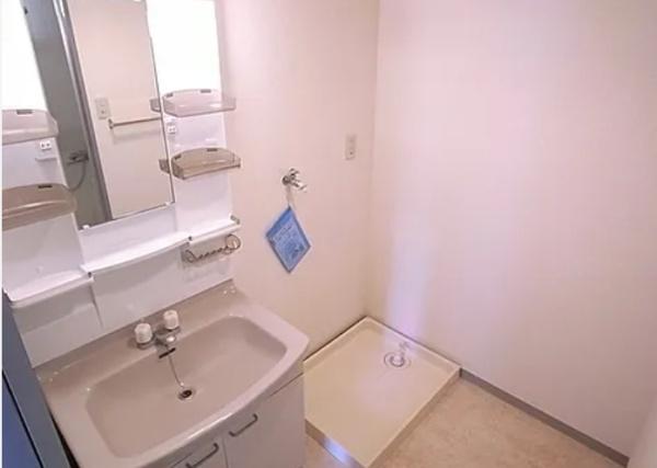川崎市高津区溝口３丁目のマンション