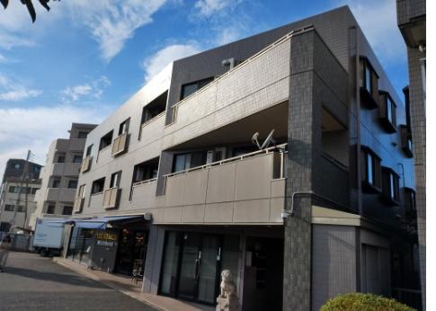 世田谷区北沢５丁目のマンション