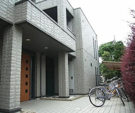 目黒区柿の木坂１丁目のマンション