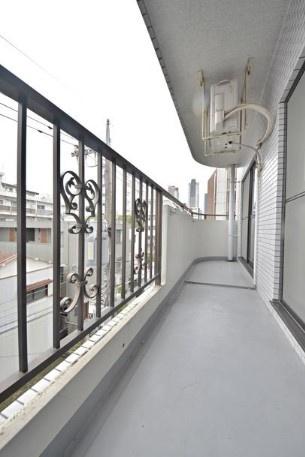 川崎市中原区新丸子町のマンション