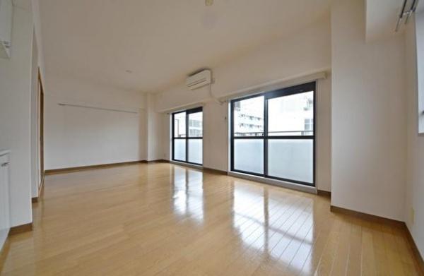 川崎市中原区新丸子町のマンション