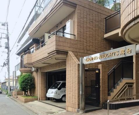 新宿区上落合３丁目のマンション