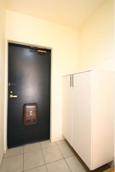 大田区蒲田3丁目のマンション(玄関)