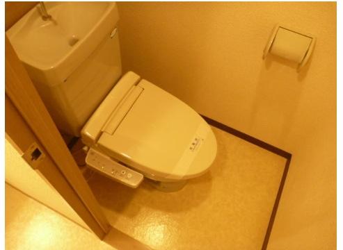 川崎市中原区小杉町3丁目のマンション(トイレ)