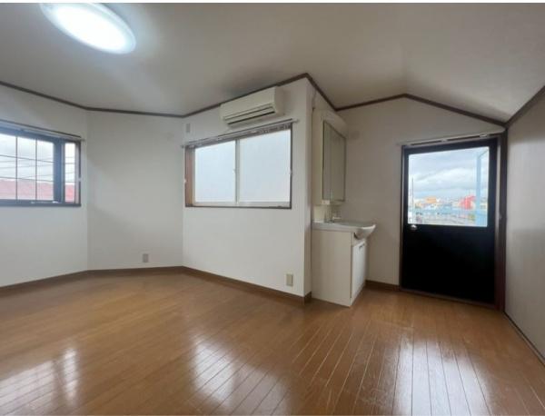 大田区北千束2丁目の貸家(リビング)