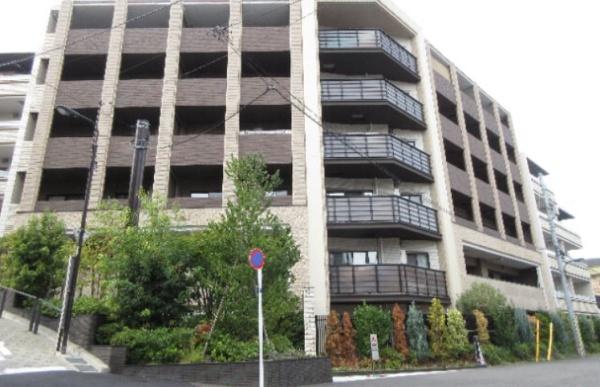 新宿区弁天町のマンション