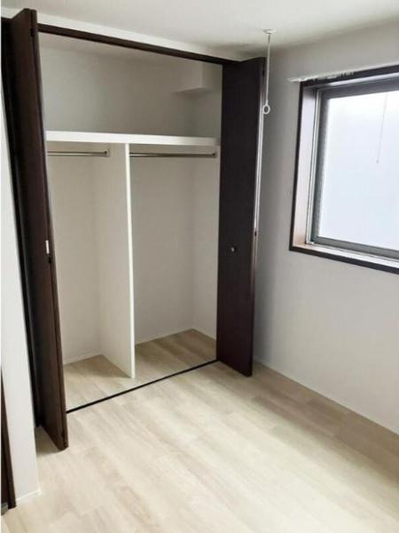 新宿区北新宿４丁目の貸家