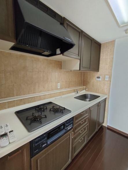 新宿区余丁町のマンション