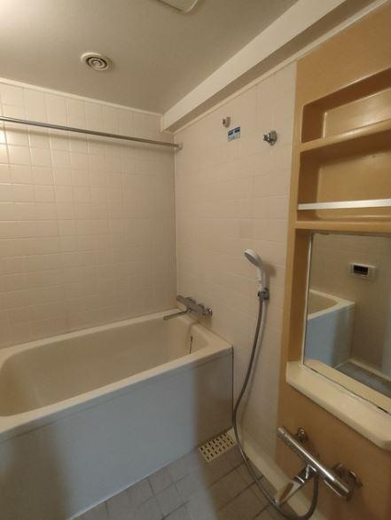 新宿区余丁町のマンション