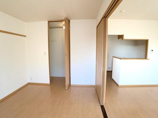木津川市州見台２丁目のアパート