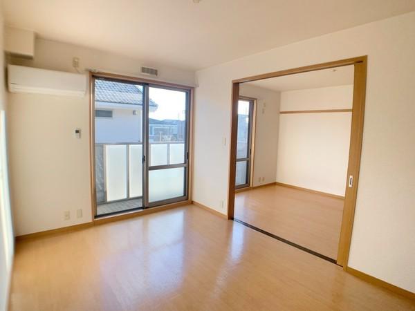 木津川市州見台２丁目のアパート